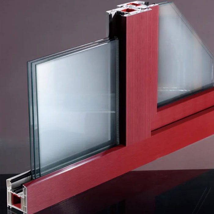 Schwarzes PVC-Profil für Fenster und Türen